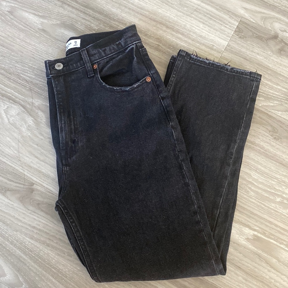 Abercrombie & Fitch The Ankle Straight Ultra High Rise Black Jeans size 2